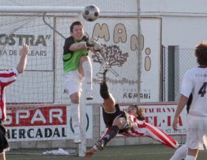 Acrobacia de Salazar ante Juanjo