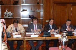 Miguel Bestard, presidente de la balear en la reunión.