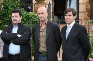 Miguel Jaume, Toni Pastor y el presidente de la Liga, Sr. Gascon