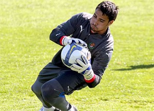 Asenjo, defendiendo la portería del Valladolid