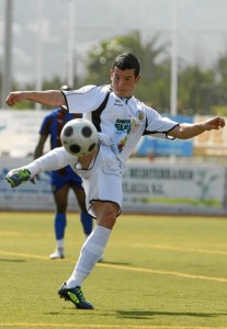 Adrián Ramos en el partido frente al Alzira VICENT MARI