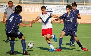 Un momento del partido que jugaron el Insular y el Formentera l. h