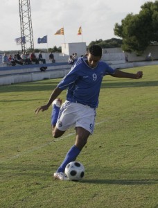 Mourad Esbiba seguirá la próxima temporada en el Sporting Mahonés