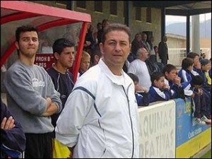 Miguel Bestard podría dirigir al Collerense de Superliga
