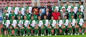 Plantilla del Ciudad de Santiago de Segunda B, club que ha comprado Inverfútbol.