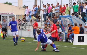 Un instante del partido que jugó el San Rafael ante el Margaritense en la primera eliminatoria.