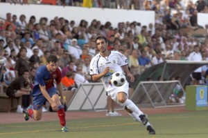 Raúl Gómez en el partido con el Barcelona Atlético.  VICENT MARI