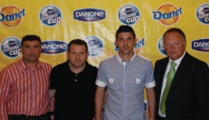 David Villa apoya la Danone Nacional Cup.