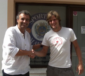 Matias Borsot y Tomeu Reynés después de firmar con el Sporting