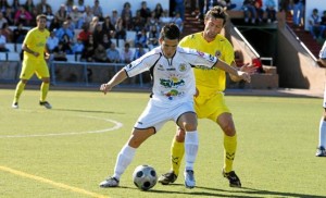 Ondina, durante un encuentro con la Peña Deportiva la pasada temporada.  D.I.