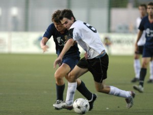 Jugada del Juvenil entre el Ferriolense y el Sallista