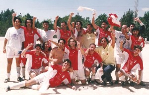 Este equipo fue campeón de 3ª Regional en la Temporada 2000/2001