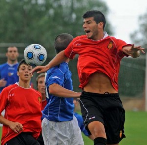 Un jugador del Mallorca B en el partido ante el Gramanet.