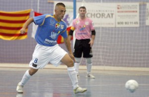 Miguelito, durante el partido frente a El Pozo Murcia B.  MOISÉS COPA