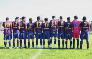 Air Europa en la espalda de los jugadores del Poblense. Foto Sergio Sanz