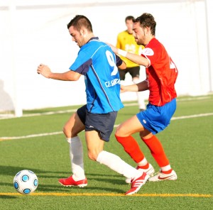 Nico en el partido frente al Collerense