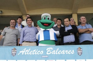 Es Ferreret en el palco del Estadi