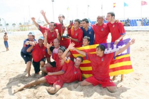 Imagen de la selección balear de fútbol playa, que se proclamó campeona de España en Melilla el pasado mes de agosto.  D.I.