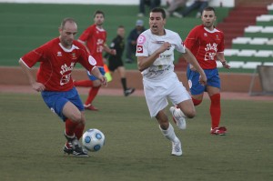 Jugada del partido Foto JA. Riera