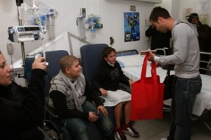 Ayoze en la visita al hospital