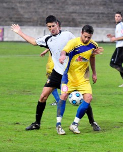 Igor con el Mercadal en su partido frente al Constancia