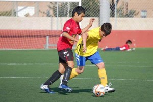 Imagen de un encuentro de categorías inferiores jugado en Ibiza.  LUIS HERRERA