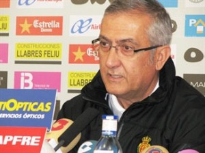 Gregorio Manzano, en rueda de prensa