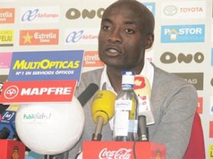 Webo en rueda de prensa