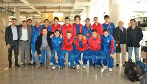 1 La Selección Balear a su salida hacia Galicia en el aeropuerto de Palma, esta misma mañana. Foto Pepsila