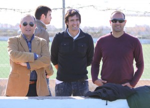 Jaime Sastre con Pepe Galvez viendo un partido de juveniles