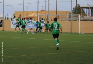 Luchador en jugada de un partido