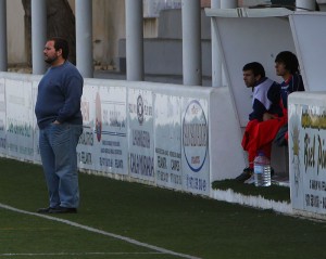 Miguel Perez dirigiendo el Margaritense en Felanitx