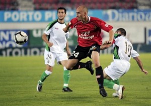 El Mallorca ganó por 1-0 al Racing en el Ono Estadi